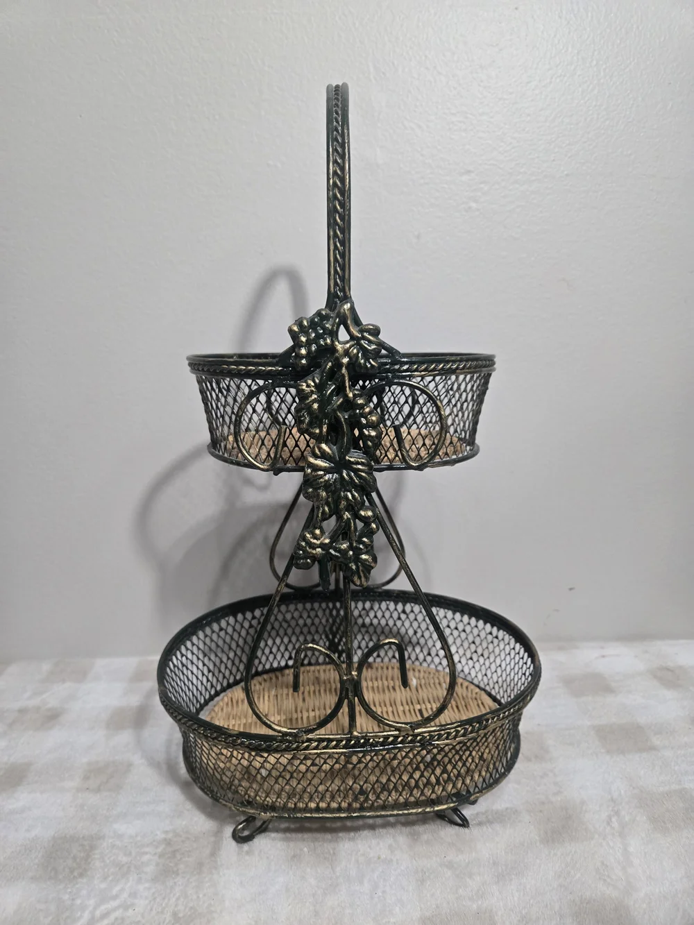 Vintage Retro 2-Tier Round Metal Mesh Basket Set w Handle Green Gold Wicker Base